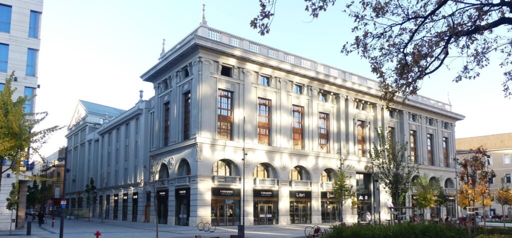 Former Department Store to Transform into a Luxury Hotel post's picture