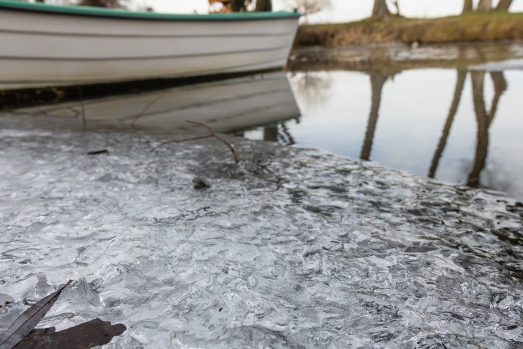 First Continuous Layers of Ice Form on Lake Balaton post's picture