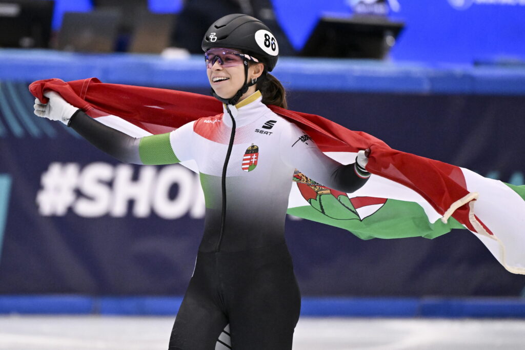 Short Track Team Celebrates Historic Win at European Championships post's picture