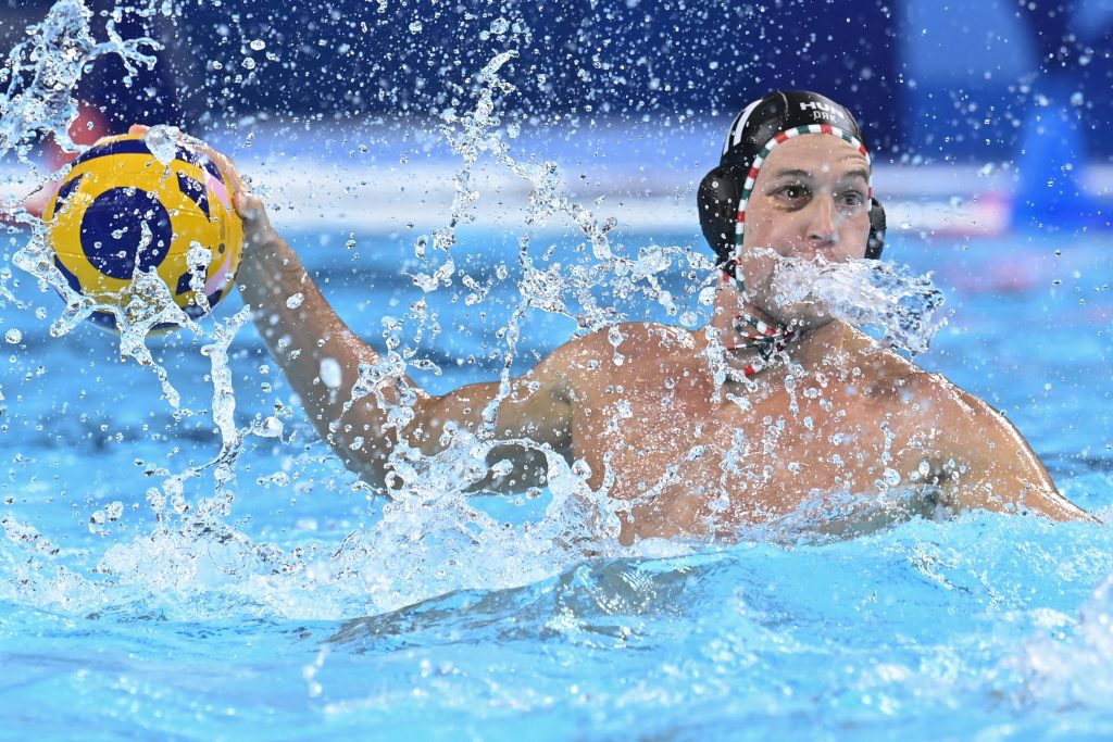 Water Polo Team Beats France, Reaching World Cup Quarter-finals