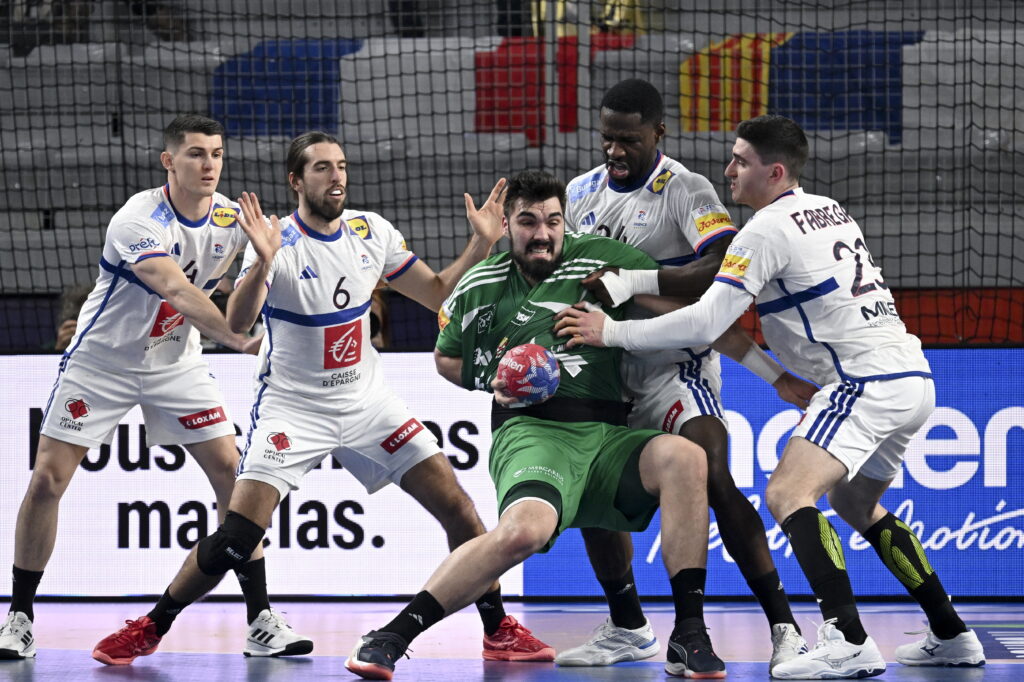 Heavy Defeat against France at Handball World Championship post's picture