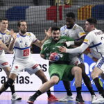 Heavy Defeat against France at Handball World Championship