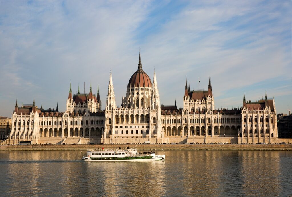 Hungarians Reject the Idea of Early Elections post's picture