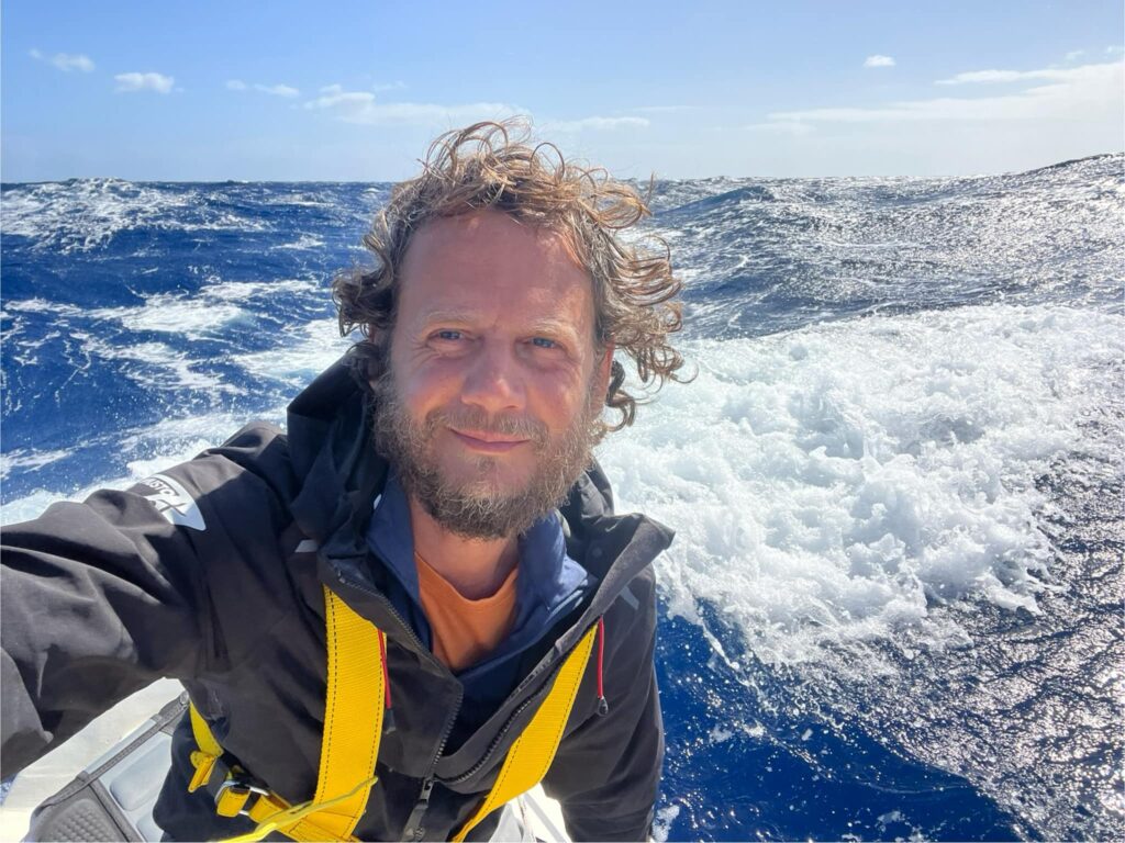 Gábor Rakonczay Completes Solo Atlantic Crossing in Canoe post's picture