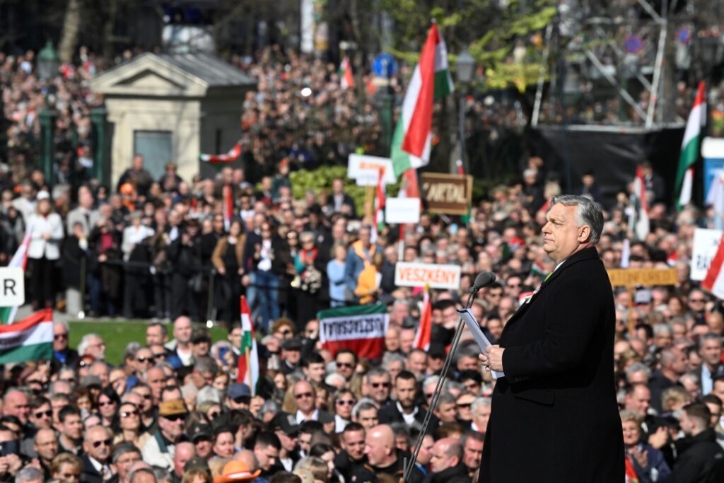 Fidesz and the Tisza Party Battle it out for the Largest Crowd on March 15 post's picture