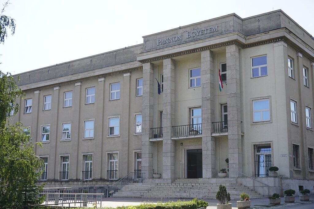 University of Pannonia to Establish Water Technology Research Center post's picture