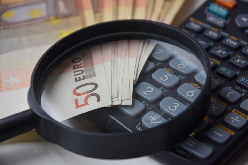 Government in Talks with Insurance Companies on Lowering Prices post's picture