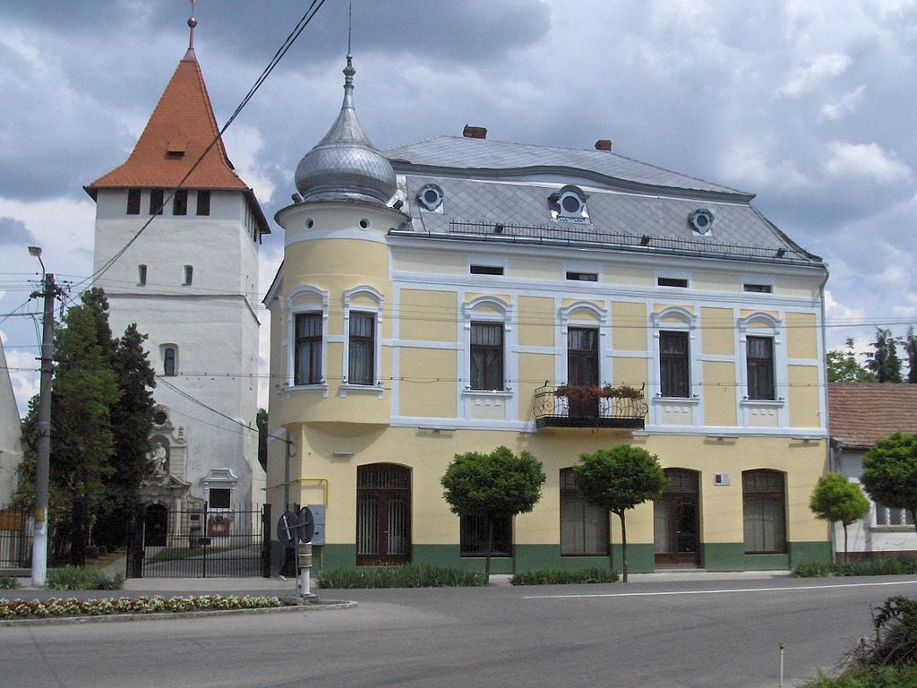 Romanian Government Approves Official Symbols for Two Hungarian-Populated Towns
