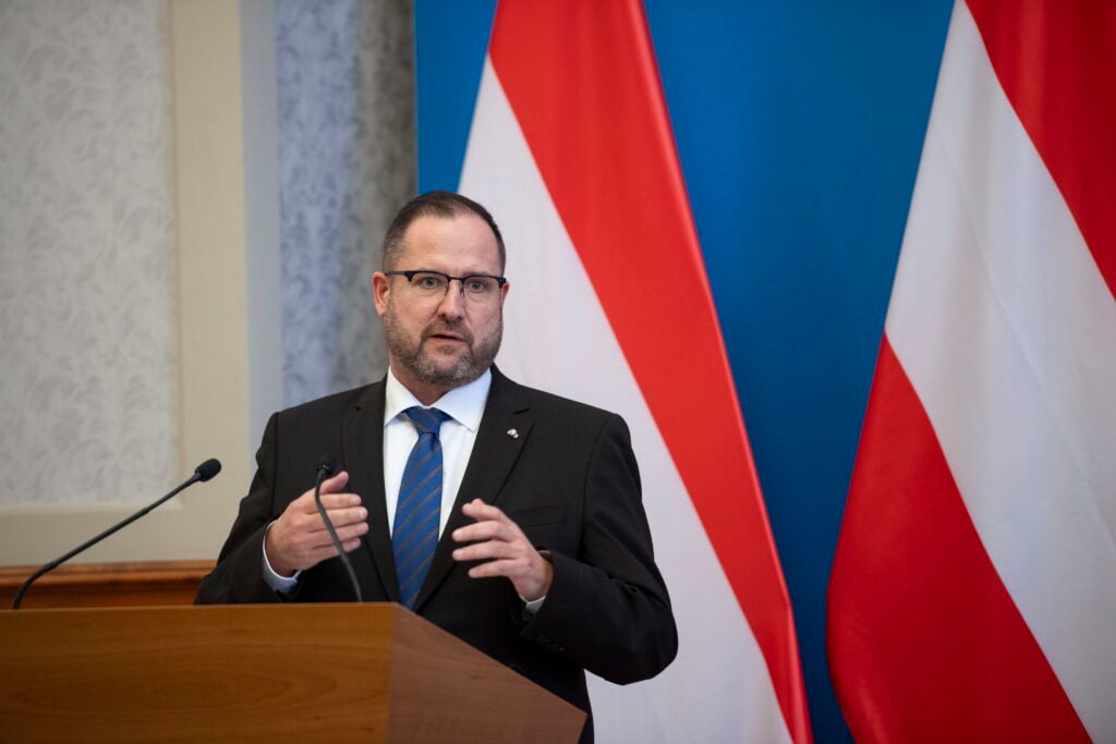 FPÖ Secretary General Declares War on EU Centralism at CPAC Hungary post's picture
