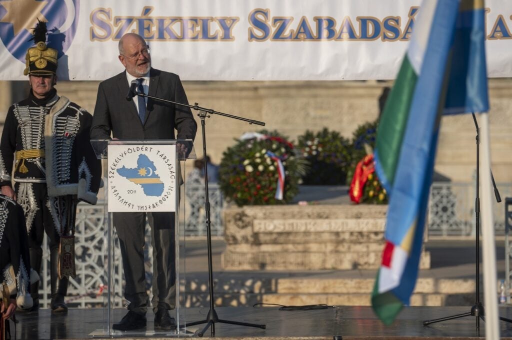 Transylvanian Hungarian Party Welcomes Nicusor Dan’s Victory as Chance for Reconciliation post's picture