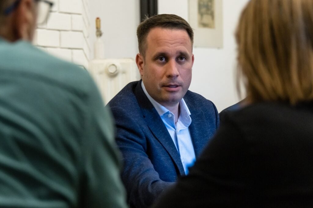 Fidesz MEP Warns of Economic Fallout from Rapid Ukrainian EU Membership post's picture