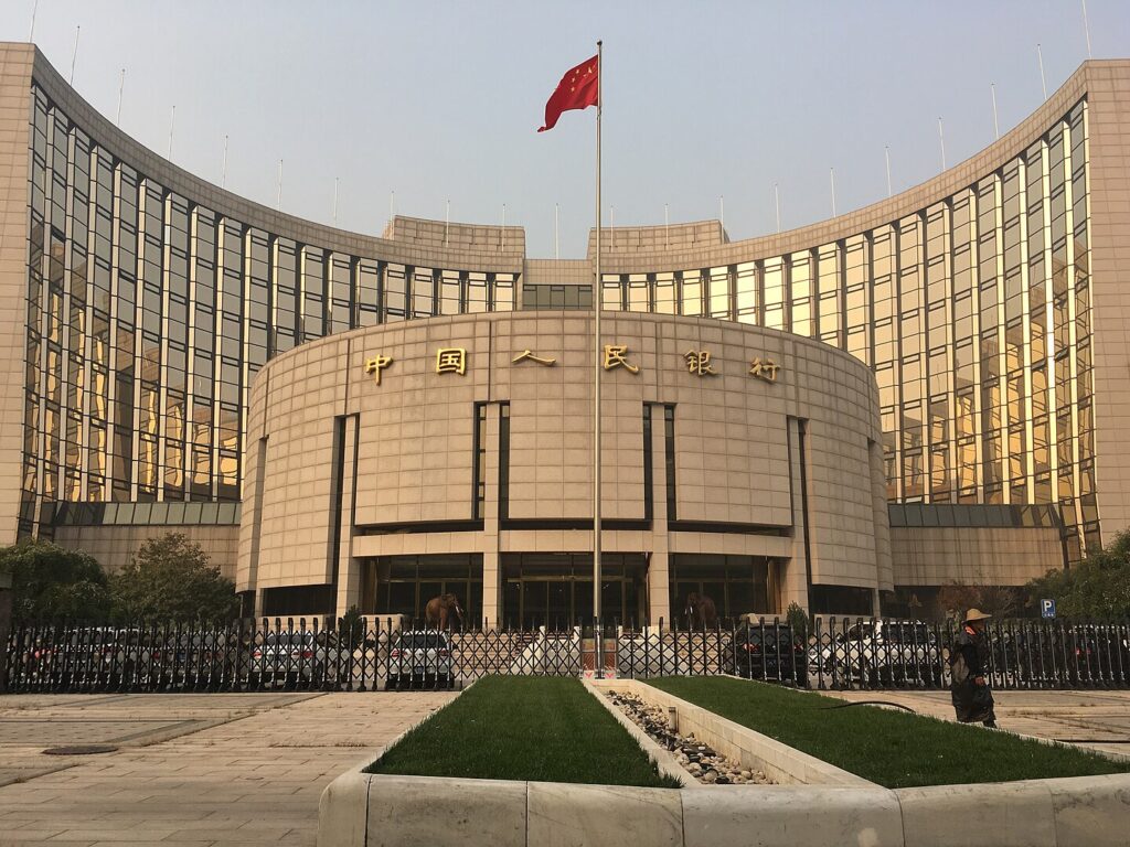 Central Bank Governor Signs Cooperation Agreement with Chinese Counterpart post's picture