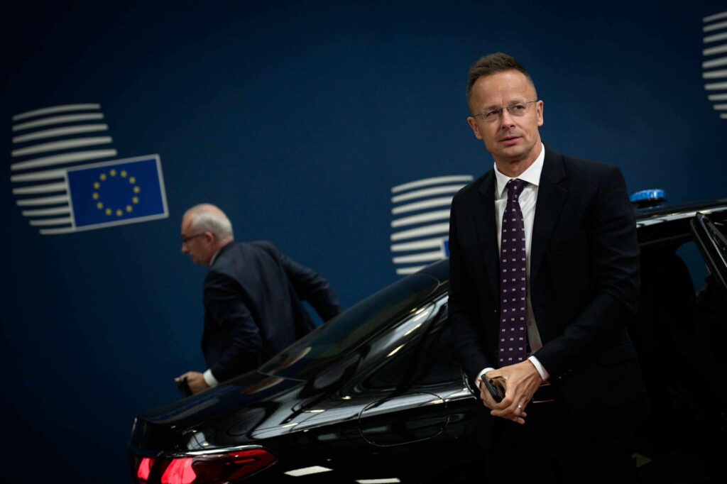 Hungary and Slovakia Block EU Sanctions over Russian Energy Imports post's picture
