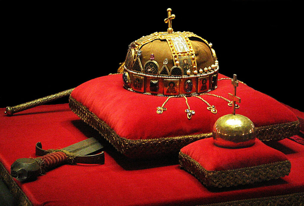 The Holy Crown, Ransom, and the King – A True Hungarian Medieval Thriller post's picture