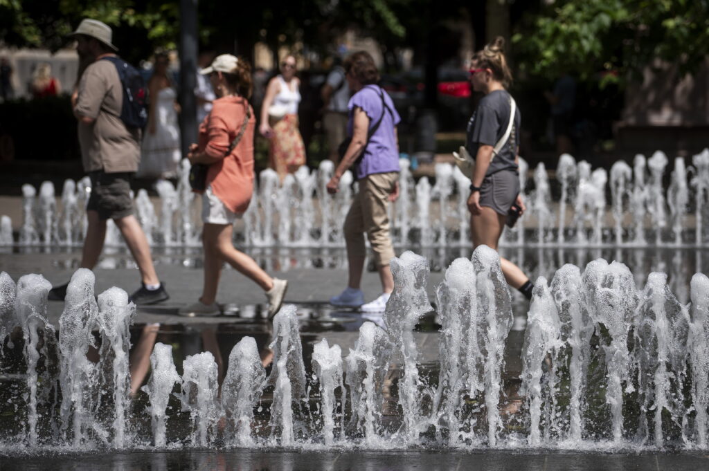 Highest Heat Alert in Effect until Thursday post's picture