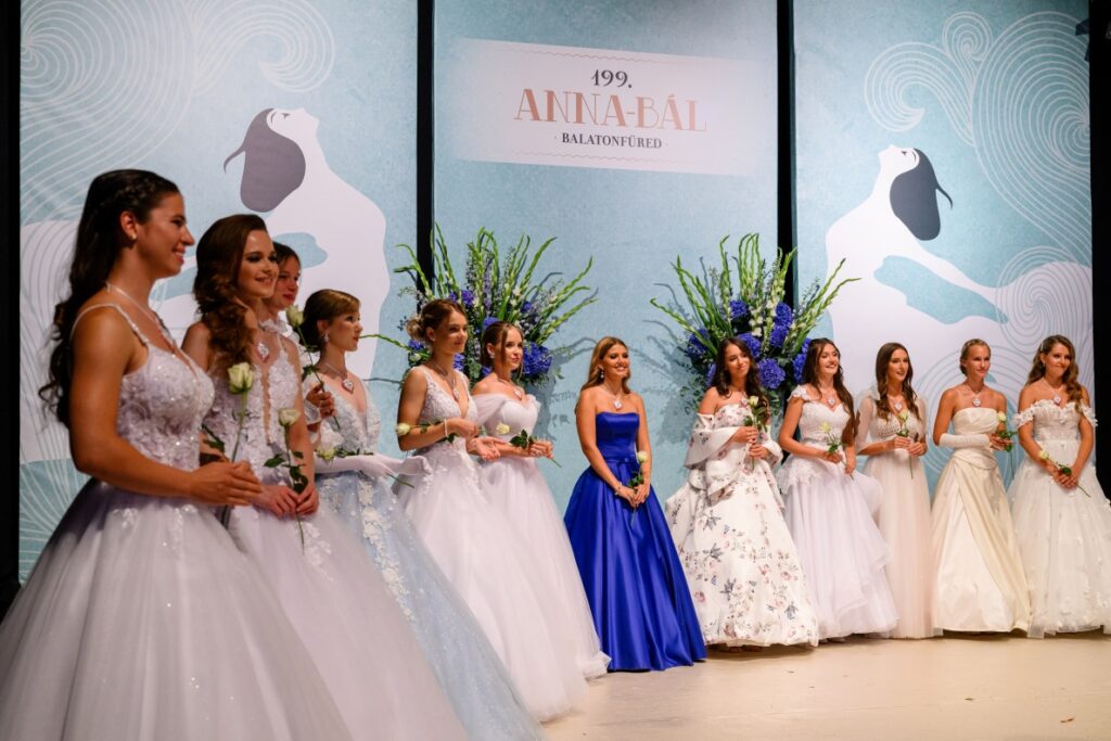 200th Anna Ball Expects Record Crowd to Balatonfüred post's picture