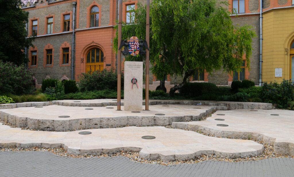 Peace Treaty of Trianon and the Fractured Legacy of Hungarian Science post's picture