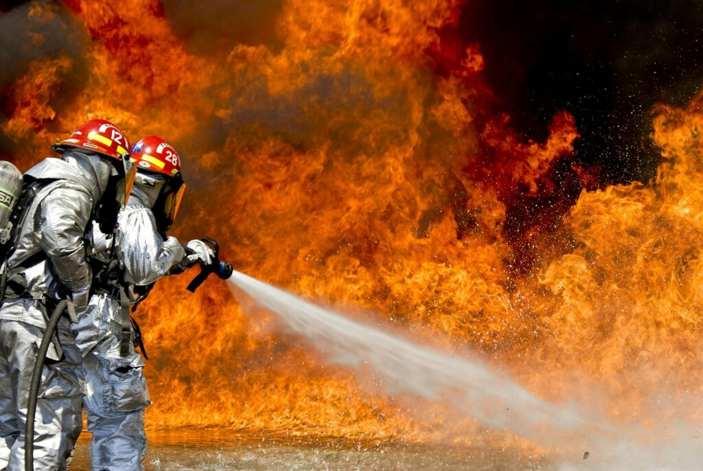 Stunning Video of Ingenious Farmers Putting Out a Fire in a Barley Field post's picture