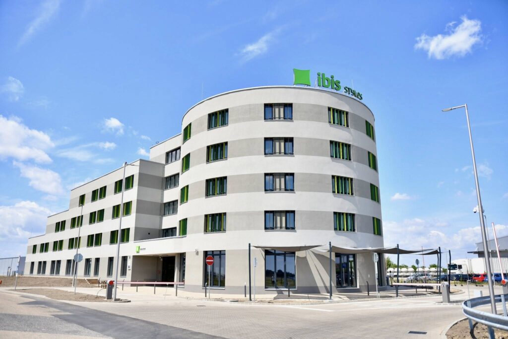 Ibis Opens New Aviation-Themed Hotel at Debrecen Airport post's picture