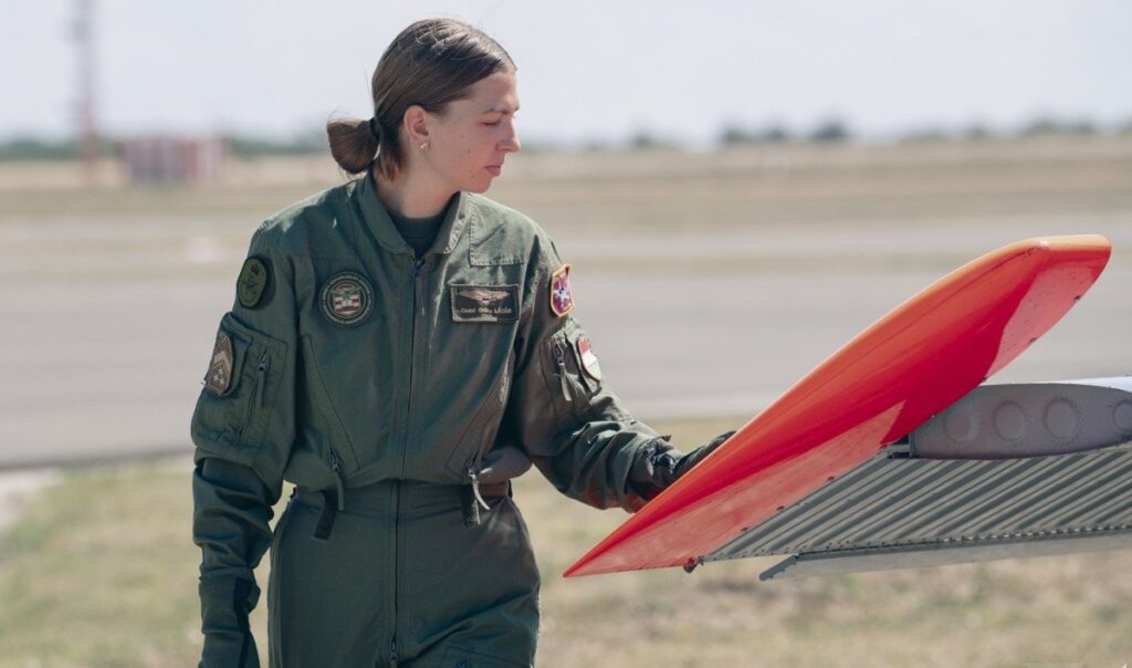 Pioneering Hungarian Pilot Cadet Gréta Lázár Begins Training in the U.S. post's picture