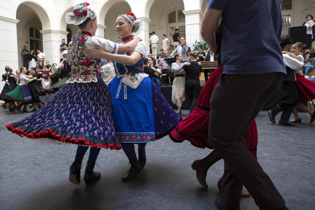 Folk Dance to Fill Szeged’s Streets for Jubilee Festival