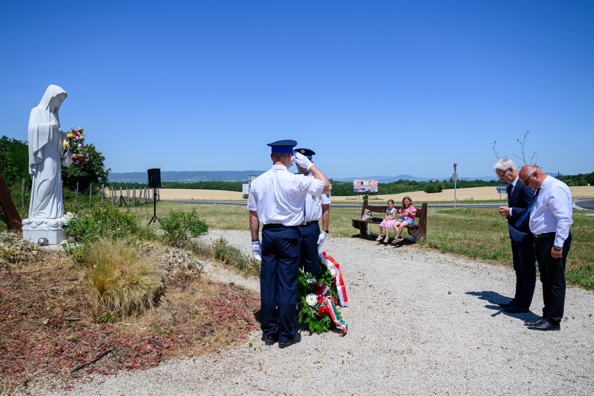 Polish Victims of Tragic 2002 Coach Accident Remembered