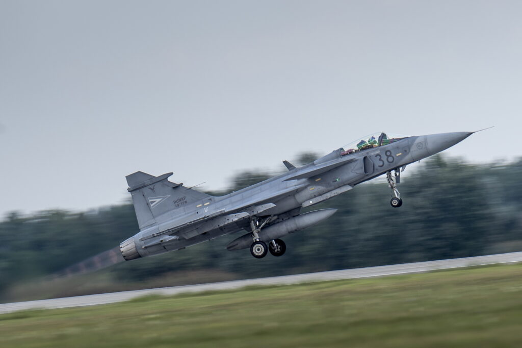 Hungarian Air Force Intercepts Russian Military Aircraft post's picture